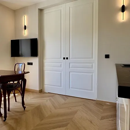 Ameli Heritage & Apartmán